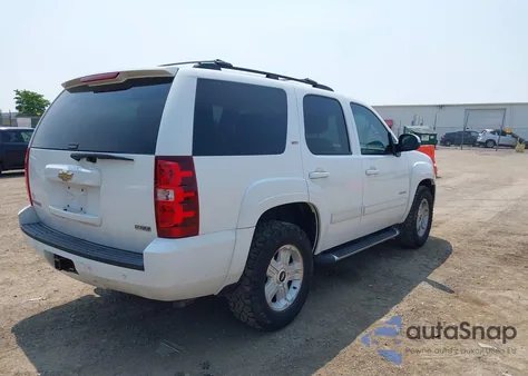 2010 Chevrolet Tahoe Lt из США, поврежденный, VIN 1GNUCBE05AR228495